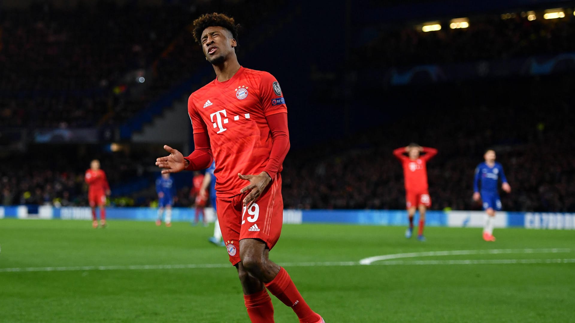 Champions League: Coman musste in der 66. Minute verletzt vom Platz.