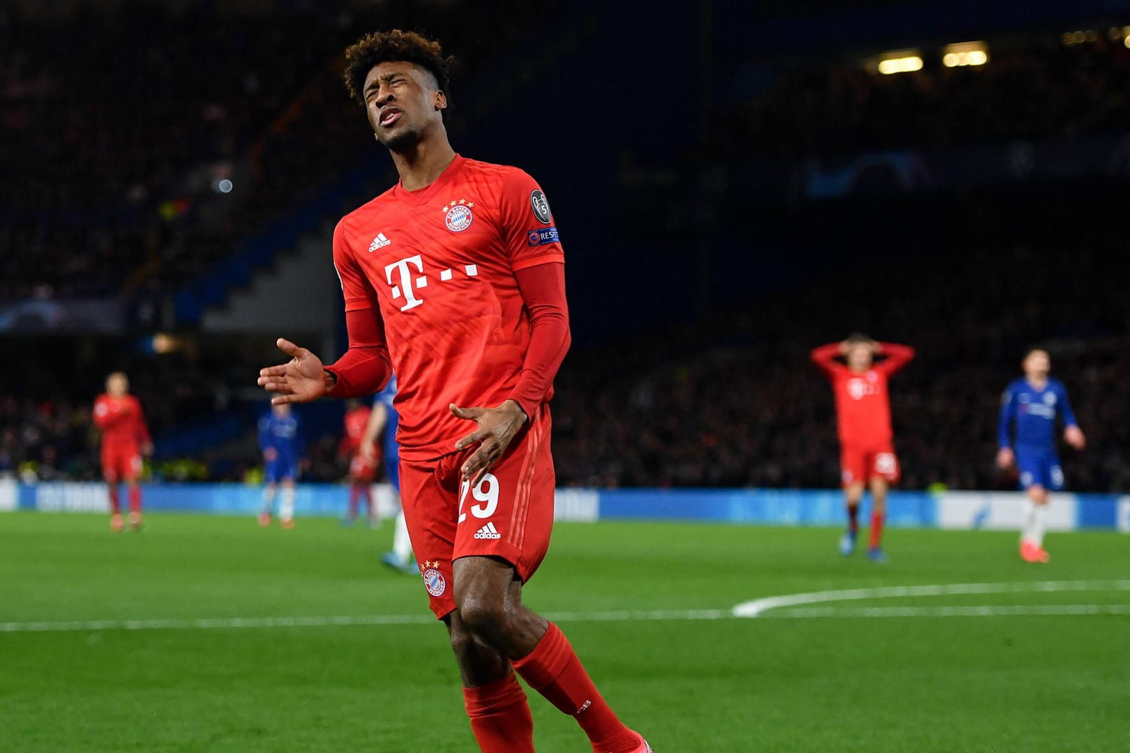 Champions League: Coman musste in der 66. Minute verletzt vom Platz.