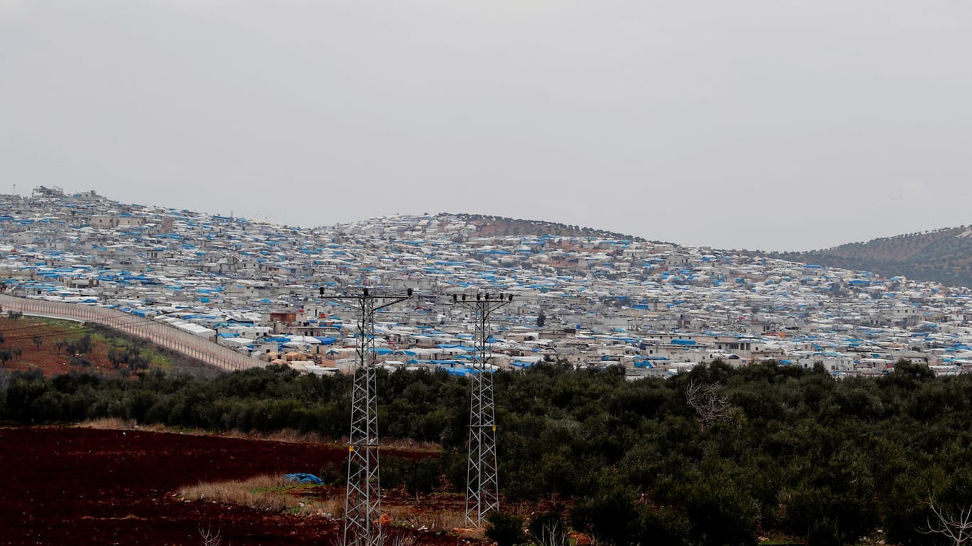 Eine Flüchtlingszeltstadt, das Atma-Camp in Idlib.