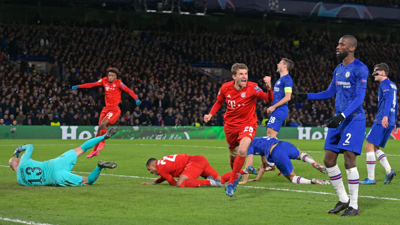 Chancenlos unterlegen: Der FC Bayern zeigte Chelsea um den deutschen Nationalspieler Antonio Rüdiger (2.v.r.) die Grenzen auf.