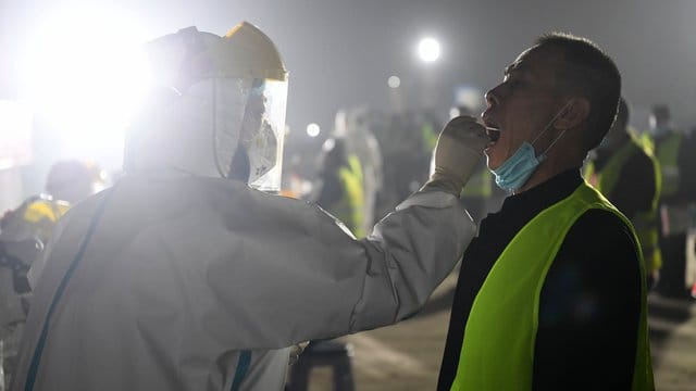 In China hat es seinen Ursprung genommen - nun hat das Coronavirus offenbar Südamerika erreicht.
