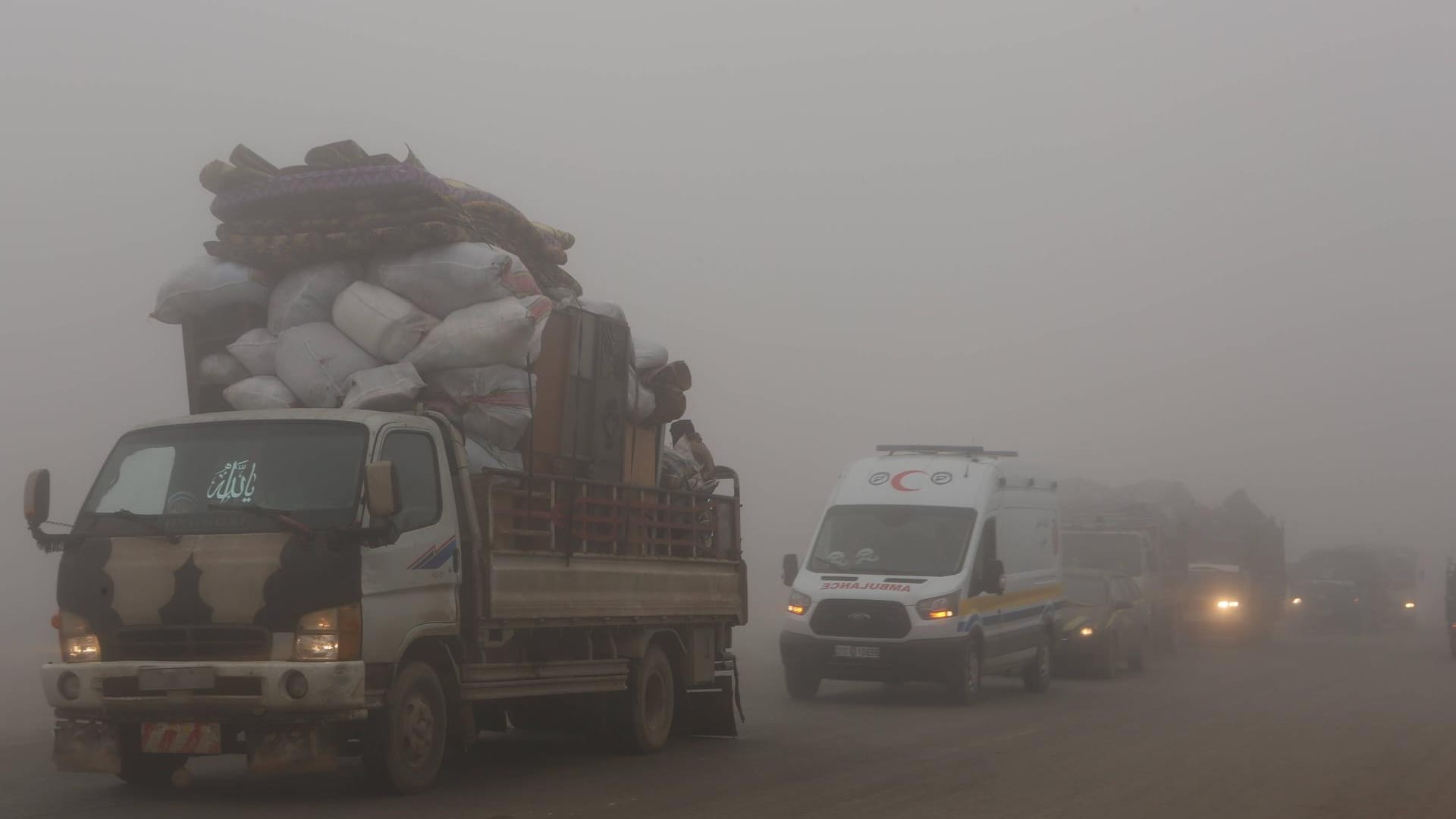 Zivilisten fliehen vor den Bombardements in Idlib.