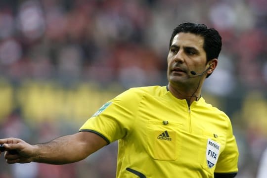 Fordert bei Rassismus sofortigen Spielabbruch: Der ehemalige Schiedsrichter Babak Rafati.