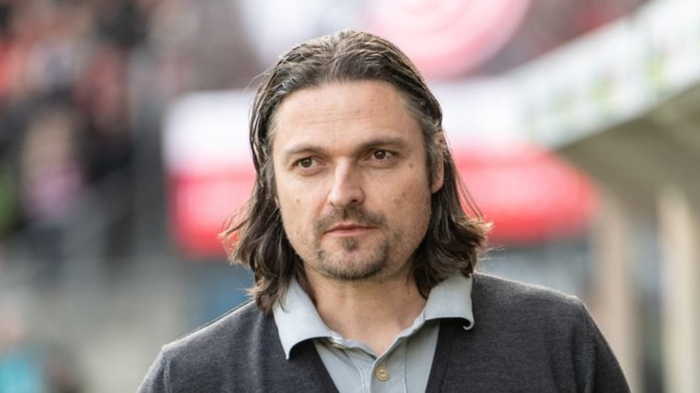 Hat seinen Rückzug angekündigt: Fortuna Düsseldorfs Sportvorstand Lutz Pfannenstiel.