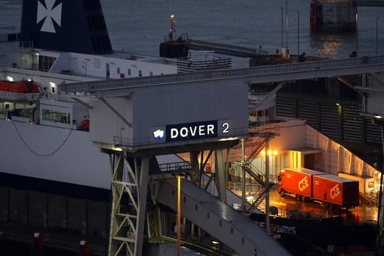 Fähre im Hafen von Dover: London und Brüssel haben nur bis Ende Dezember Zeit, um sich auf ein Freihandelsabkommen zu einigen.