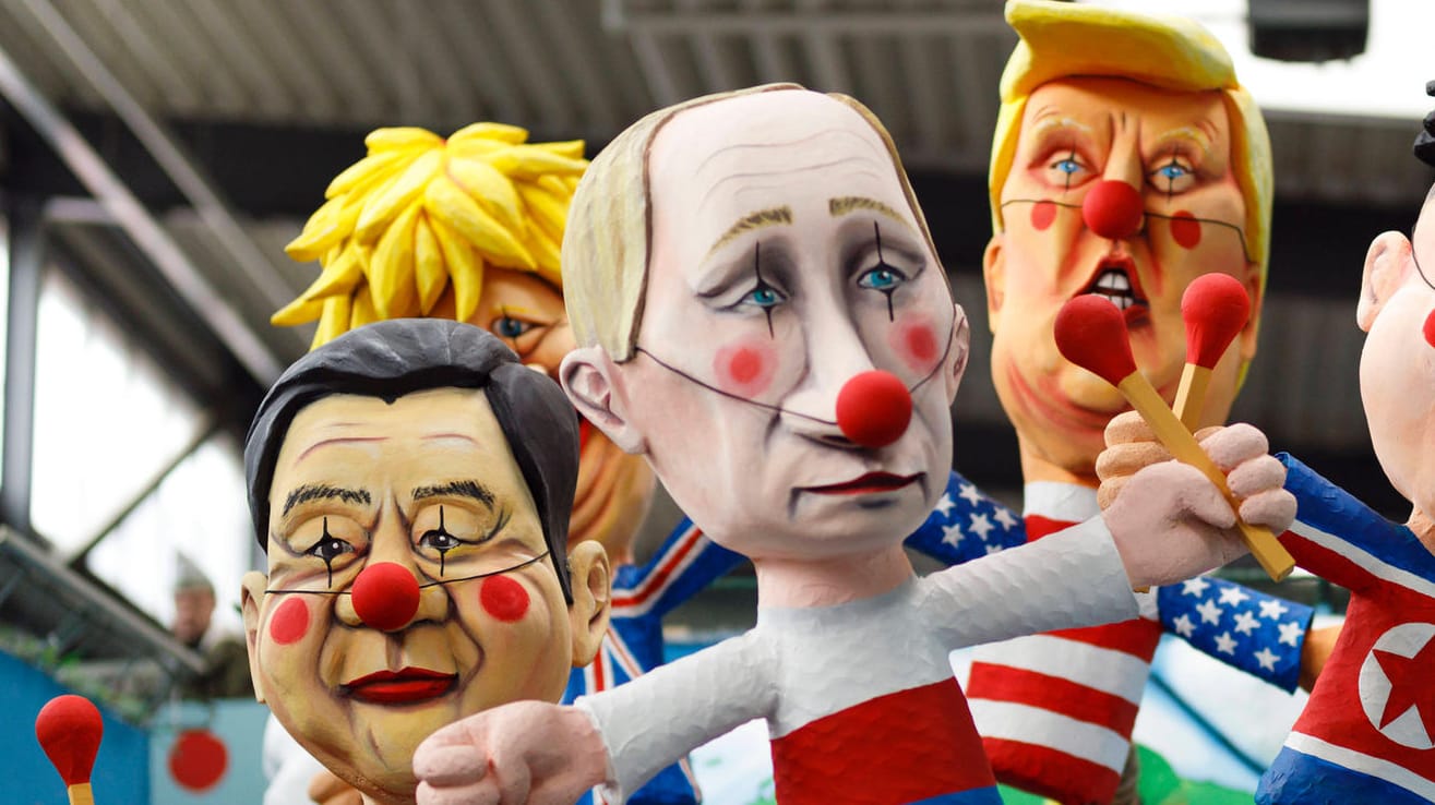 Xi Jinping, Donald Trump und Vladimir Putin auf einem Motivwagen beim Kölner Karneval: Xi Jinping, Donald Trump und Vladimir Putin auf einem Motivwagen beim Kölner Karneval: