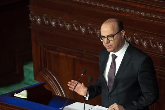 Elyes Fakhfakh, neu gewählter Premierminister von Tunesien, hält eine Rede vor dem Parlament.
