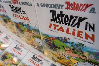 Der Asterix-Band "Asterix in Italien": Im französischen Original und in der englischsprachigen Fassung heißt der maskierte Bösewicht Coronavirus.