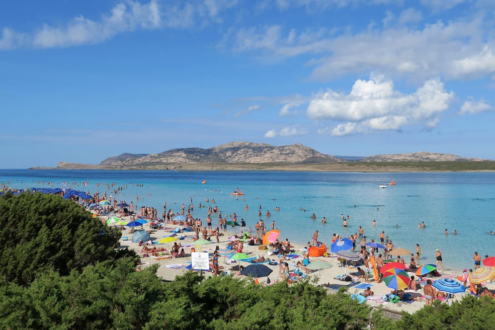 Italien: An einem beliebten Strand soll die Zahl der Besucher auf 1.500 am Tag begrenzt werden.