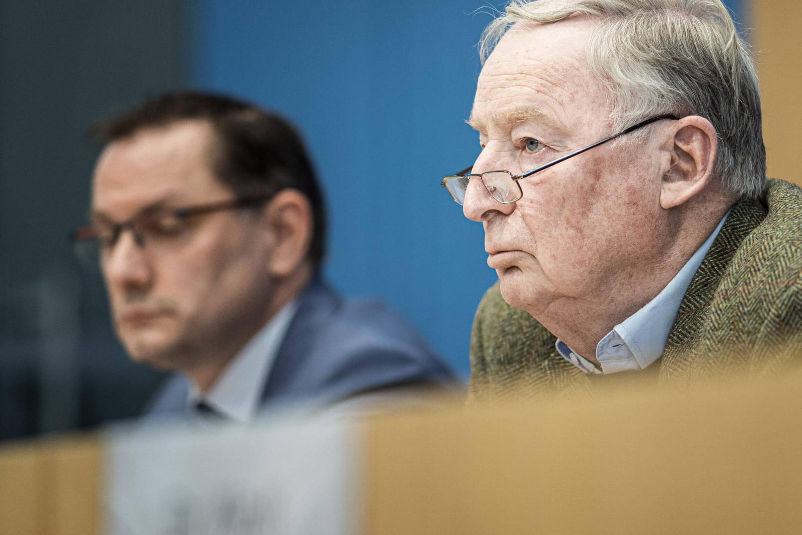 AfD-Politiker Alexander Gauland (r.) und Tino Chrupalla: Die Partei sieht keine Mitverantwortung bei sich selbst für rechtsextreme Gewalt in Deutschland.