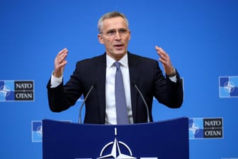 Jens Stoltenberg: Der Nato-Generalsekretär forderte eine Deeskalation in Syrien und verurteilte die Luftangriffe scharf (Archivbild).