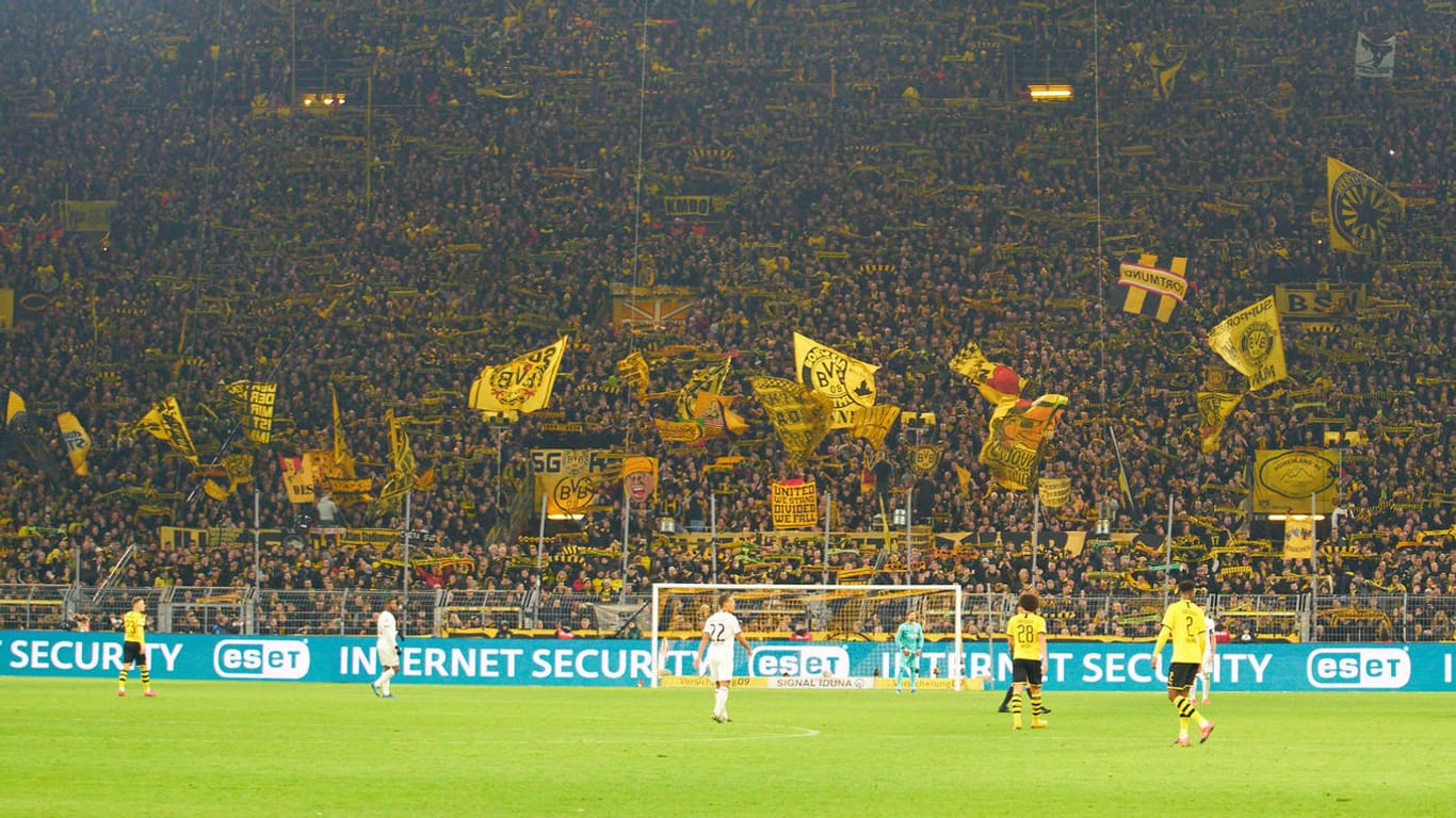 Emotional: Die BVB-Fans in der Südkurve.