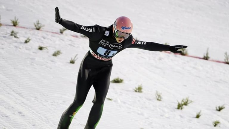 Die deutschen Skispringer um Karl Geiger setzten sich in Finnland durch.