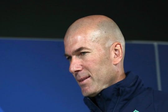 Ist mit Real Madrid momentan nicht in der Spur: Coach Zinedine Zidane.