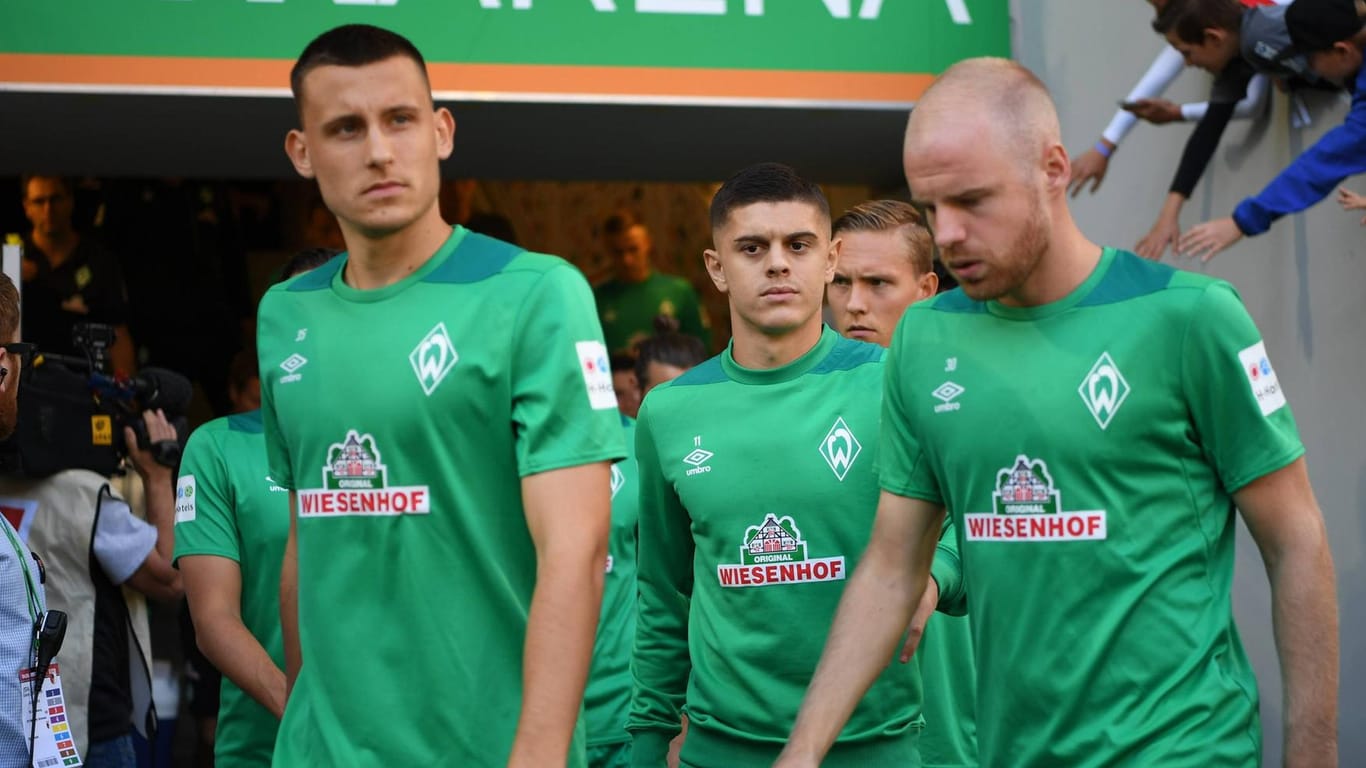 Würden Werder bei einem Abstieg wohl verlassen: Maximilian Eggestein, Milot Rashica und Davy Klaassen (v.l.).