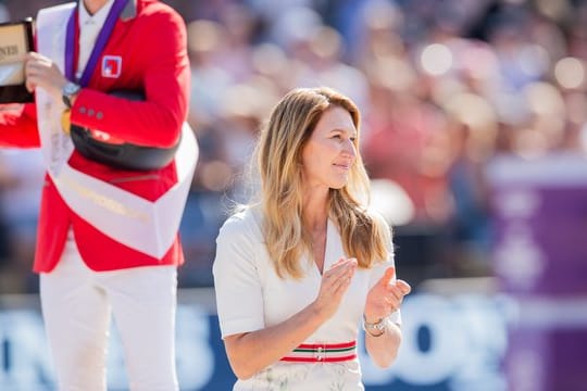 Ex-Tennisstar Steffi Graf lobt die Organisatoren des neuen Rasenturniers in Berlin.