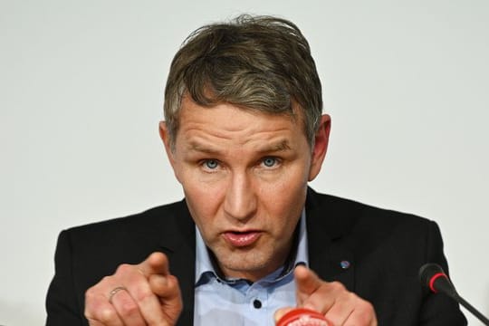 Die Thüringer AfD schickt ihren Landespartei- und Fraktionschef Björn Höcke in die Ministerpräsidentenwahl am 4.