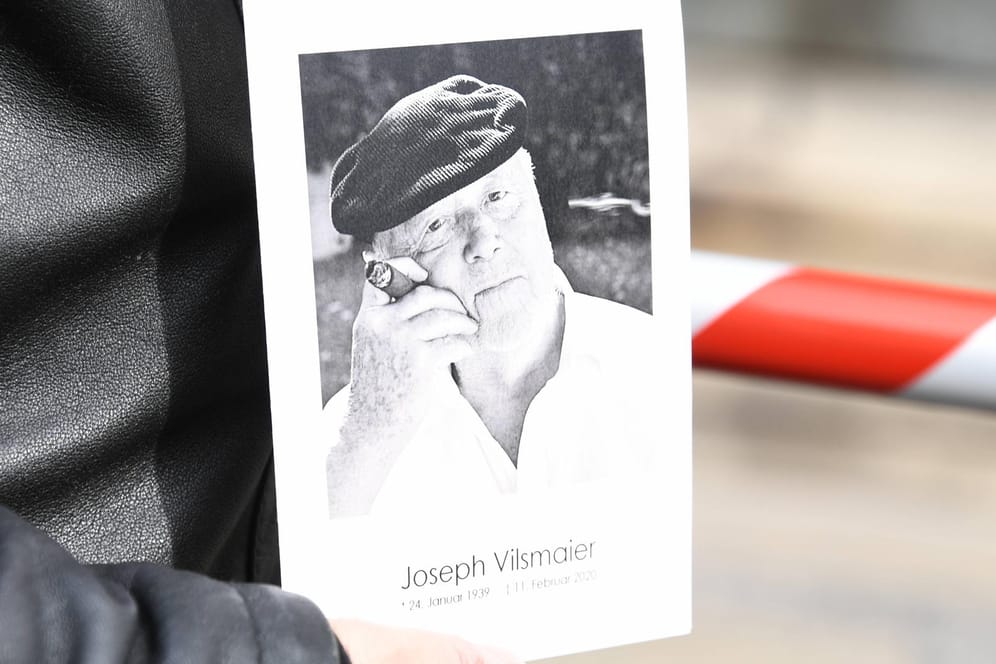 Joseph Vilsmaier: Am Montag fand die Trauerfeier für den Regisseur in München statt.