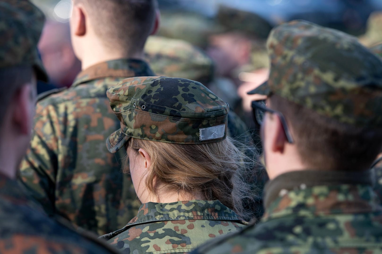 Soldaten der deutschen Bundeswehr: Von den 14 Extremisten soll es sich bei acht Personen um Rechte handeln. (Symbolbild)