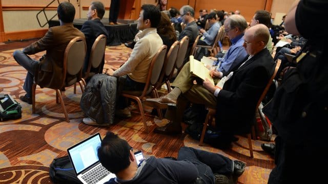 Journalisten verfolgen eine Pressekonferenz in Las Vegas (Archiv). Journalisten verfolgen eine Pressekonferenz in Las Vegas (Archiv).