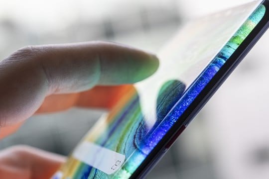 Nach Einschätzung von Marktforschern könnte das Coronavirus das Smartphone-Geschäft nachhaltig verändern.
