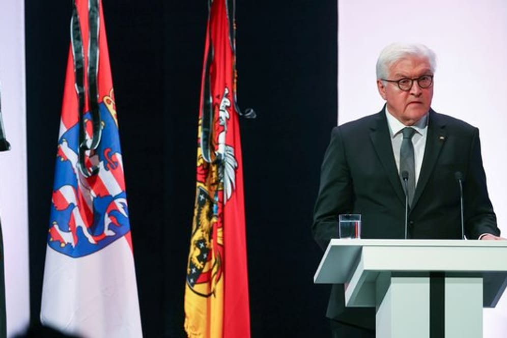 Bundespräsident Frank-Walter Steinmeier bei der Gedenkfeier für die Opfer des Anschlags von Hanau.