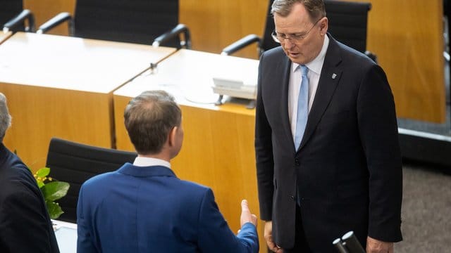 Der neu gewählte Ministerpräsident Bodo Ramelow (r. Der neu gewählte Ministerpräsident Bodo Ramelow (r.