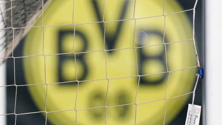 Borussia Dortmund hat mit Jude Bellingham das nächste Fußball-Talent verpflichtet.