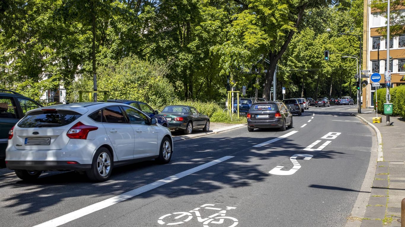 Umweltspur für Radfahrer und Busse: In Dortmund könnte solch eine schon im März fertiggestellt werden.