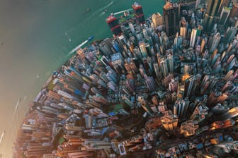 Hongkong Downtown: Der MSCI World Index deckt einen Großteil der globalen Wirtschaft ab – nicht aber China.