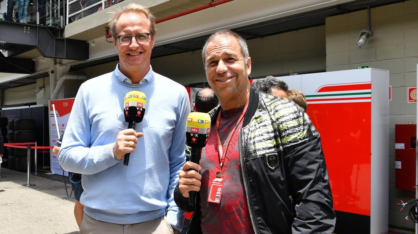 Berichten zum Formel-1-Saisonstart nicht von vor Ort: Die RTL-Moderatoren Florian König und Kai Ebel.