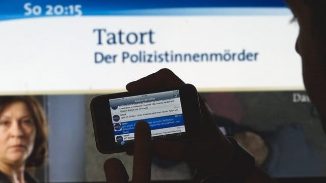 6,6 Milliarden Video-Streams sind im vergangenen Jahr von offiziellen Accounts der ARD bei YouTube und Facebook abgerufen worden. 6,6 Milliarden Video-Streams sind im vergangenen Jahr von offiziellen Accounts der ARD bei YouTube und Facebook abgerufen worden.
