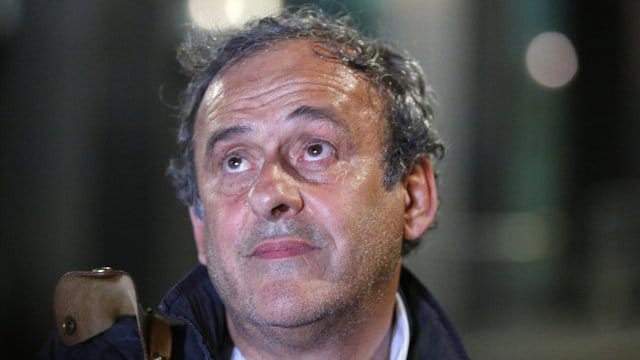 Der Europäische Gerichtshofs für Menschenrechte sieht die Sperre gegen Michel Platini als rechtmäßig an. Der Europäische Gerichtshofs für Menschenrechte sieht die Sperre gegen Michel Platini als rechtmäßig an.