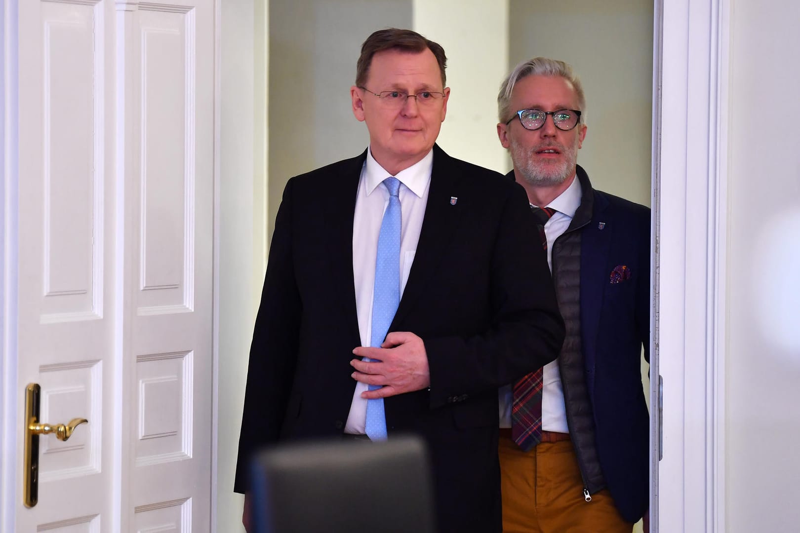 Erfurt: Bodo Ramelow (Die Linke), Ministerpräsident von Thüringen, kommt zur ersten Kabinettsitzung. Ramelow war am selben Tag im Landtag gewählt worden.