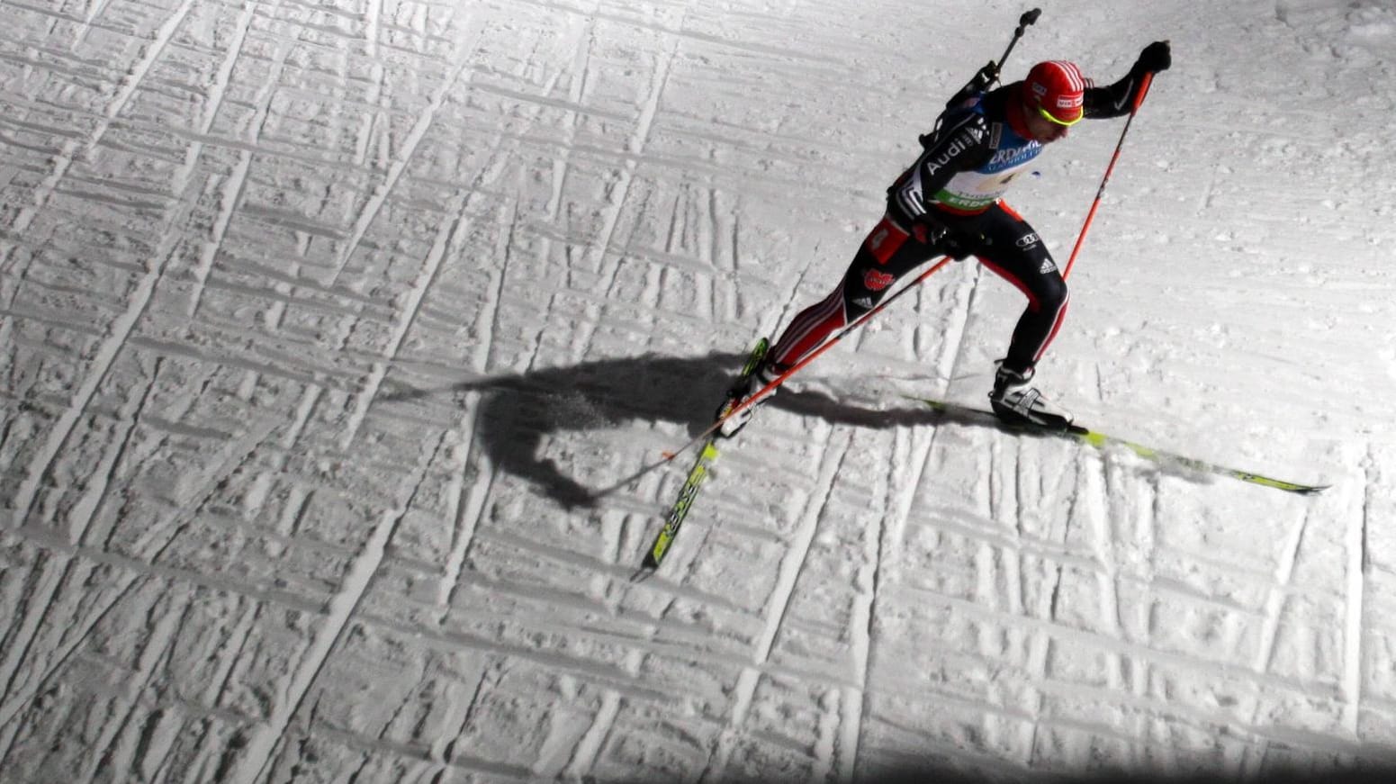 Vor leeren Tribünen: Arnd Peiffer erlaubte sich im Sprint von Nove Mesto einen Fehler.