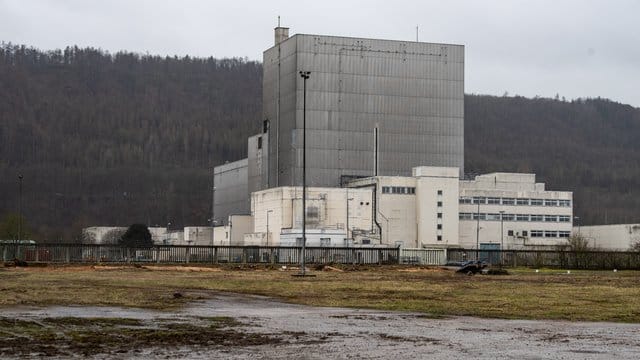 Außenaufnahme vom ehemaligen Atomkraftwerk Würgassen.