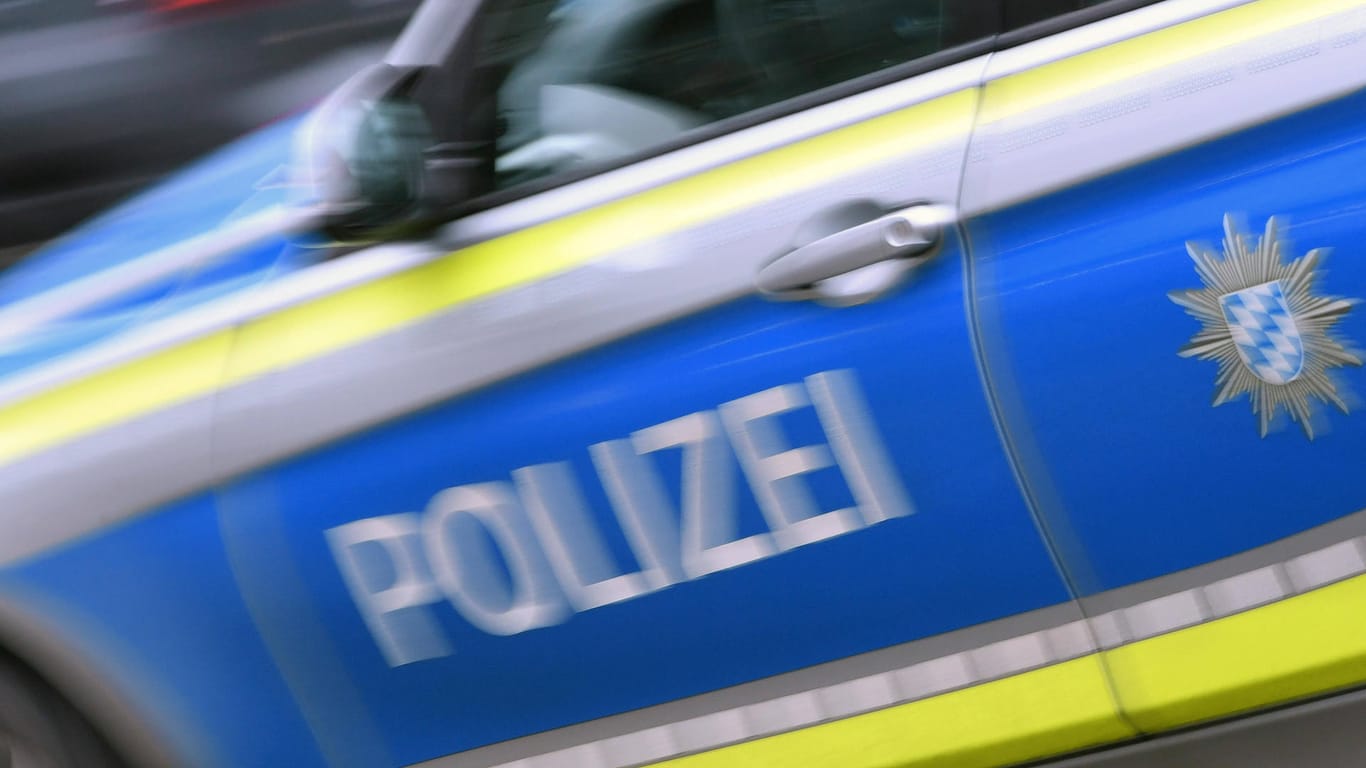Polizei in Bayern: Ein Mann wurde auf offener Straße getötet. (Symbolbild)
