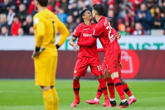 Leverkusener Frühstart gegen Frankfurt.