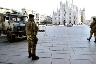 Mailand: Auch das Militär hilft dabei, die von dem Coronavirus besonders betroffenen Städte abzuriegeln.