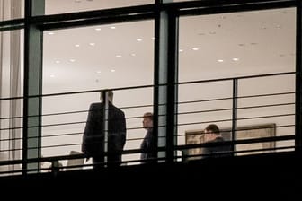 Markus Söder (l-r), Angela Merkel und Jens Spahn beim Koalitionsausschuss im Bundeskanzleramt.