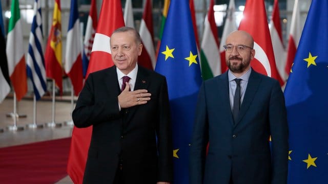 EU-Ratschef Charles Michel epmfängt den türkischen Präsidenten Recep Tayyip Erdogan in Brüssel. EU-Ratschef Charles Michel epmfängt den türkischen Präsidenten Recep Tayyip Erdogan in Brüssel.