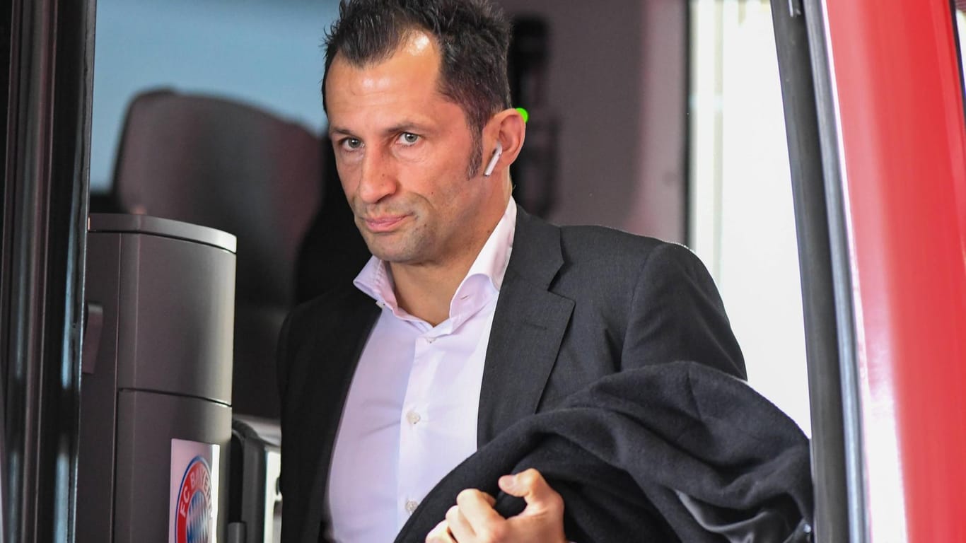 FCB-Sportdirektor Hasan Salihamidzic: Nach einer Äußerung Goretzkas kritisiert er den Spieler.