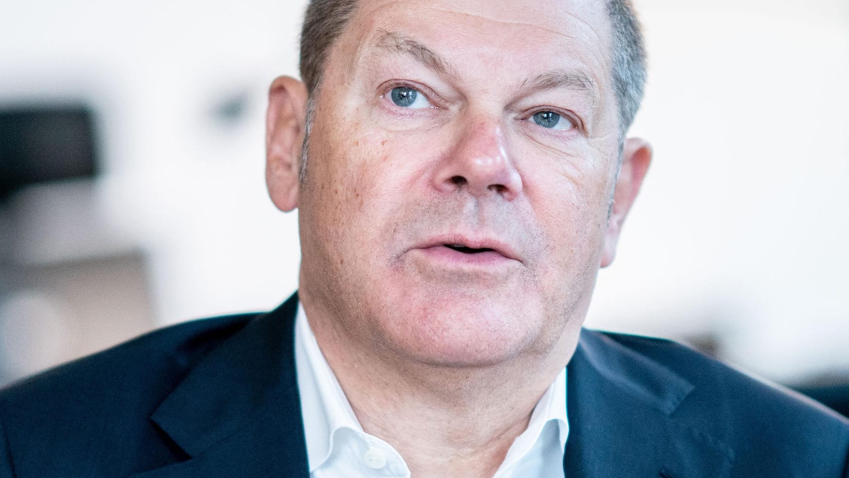 Olaf Scholz (SPD) rügt Union für harte Haltung im Soli-Streit: Er wollte den Abbau des Soli-Zuschlags für 90 Prozent der Bürger um ein halbes Jahr vorziehen.