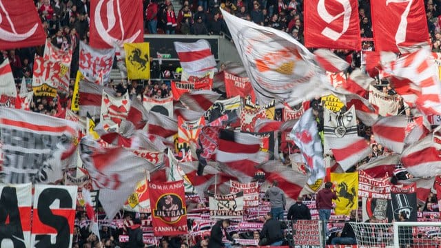 Die Stuttgarter Fans dürfen gegen Bielefeld ins Stadion.