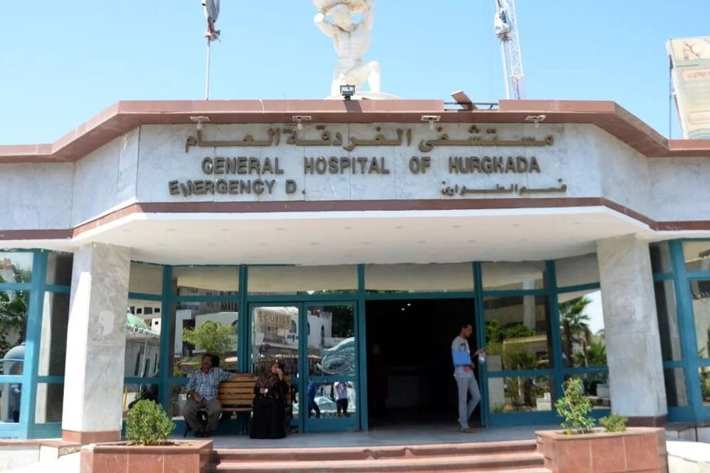 Krankenhaus von Hurghada: Hier ist am Sonntag ein 59-jähriger Deutscher gestorben und damit der erste Deutsche, der an den Folgen des Coronavirus gestorben ist.