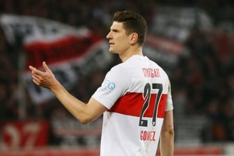 Mario Gomez: Der Ex-Nationalspieler trifft für Stuttgart zur Führung gegen Spitzenreiter Bielefeld.