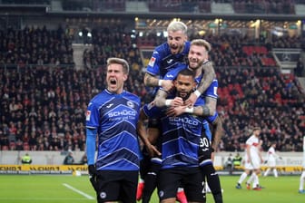 Arminia Bielefeld: Die Ostwestfalen unterstreichen ihre Aufstiegsambitionen mit einer starken zweiten Halbzeit in Stuttgart.