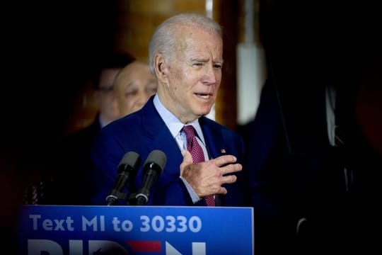 Joe Biden spricht auf einer Wahlkampfveranstaltung.