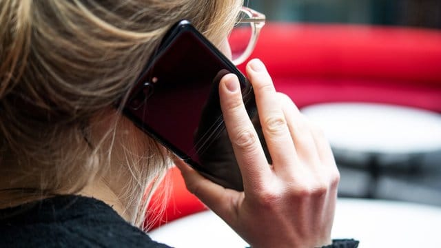 1480 Euro (UVP) will Samsung für das Galaxy Z Flip haben.