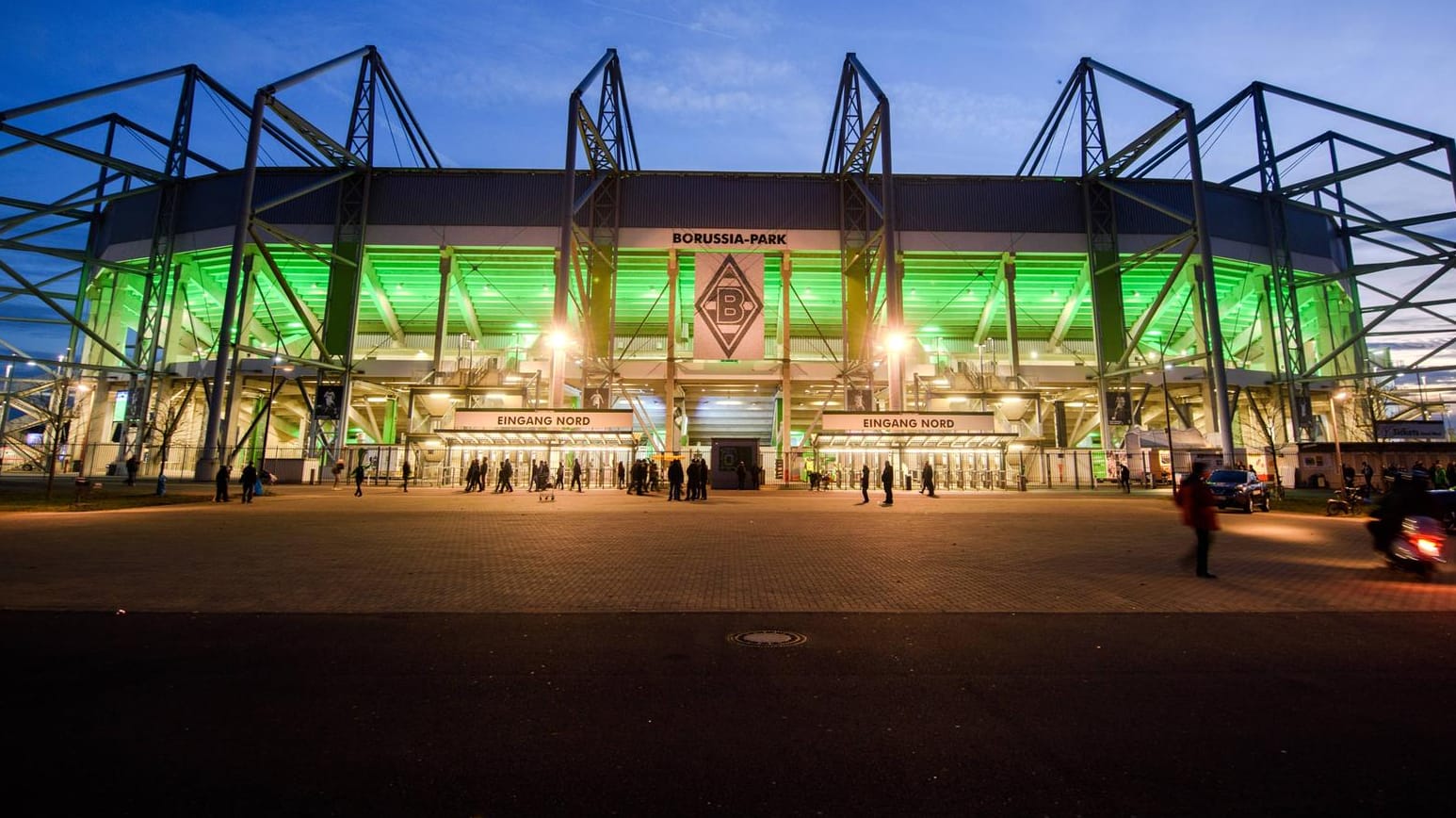 Borussia-Park: Für das Rheinderby am Mittwoch wird wegen des Coronavirus vor leeren Rängen gespielt. Borussia-Park: Für das Rheinderby am Mittwoch wird wegen des Coronavirus vor leeren Rängen gespielt.